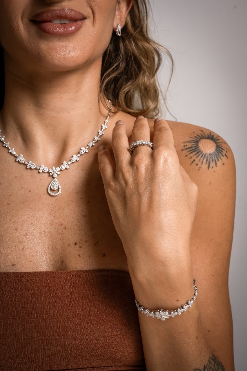 Diamond jewelry campaign photo